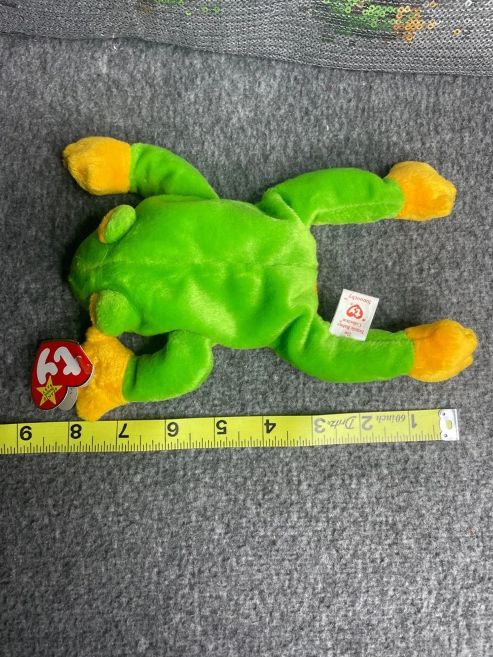 Smoochy The Frog: Ty Bright Green Plush Frog with Orange Accents - Picture 9 of 9
